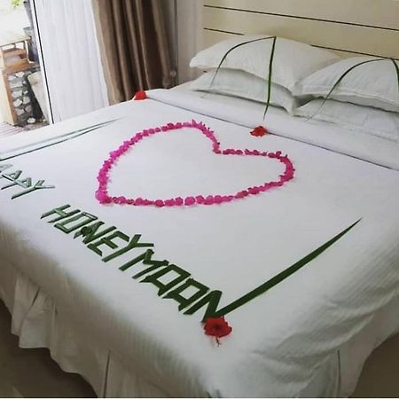 Dhigurah Retreat Beach ภายนอก รูปภาพ