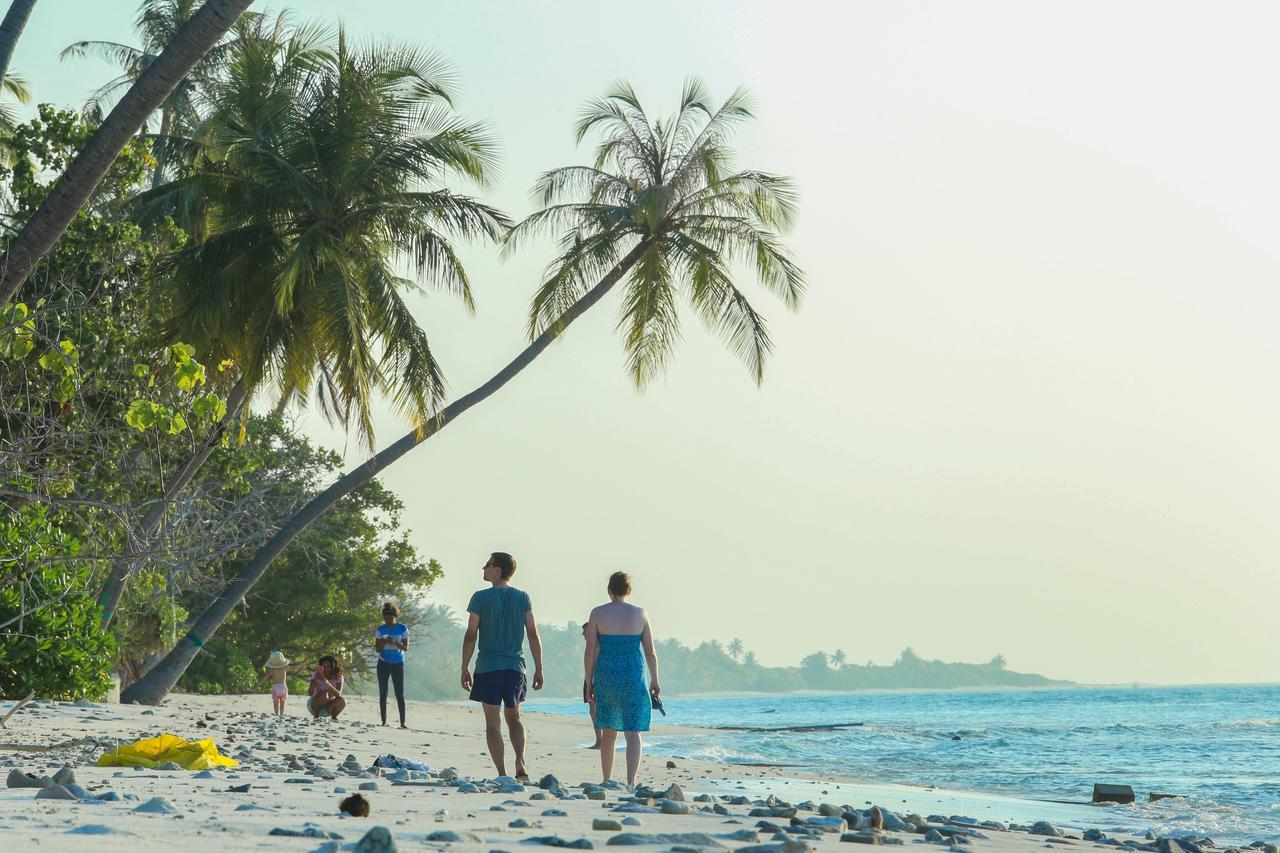 Dhigurah Retreat Beach ภายนอก รูปภาพ