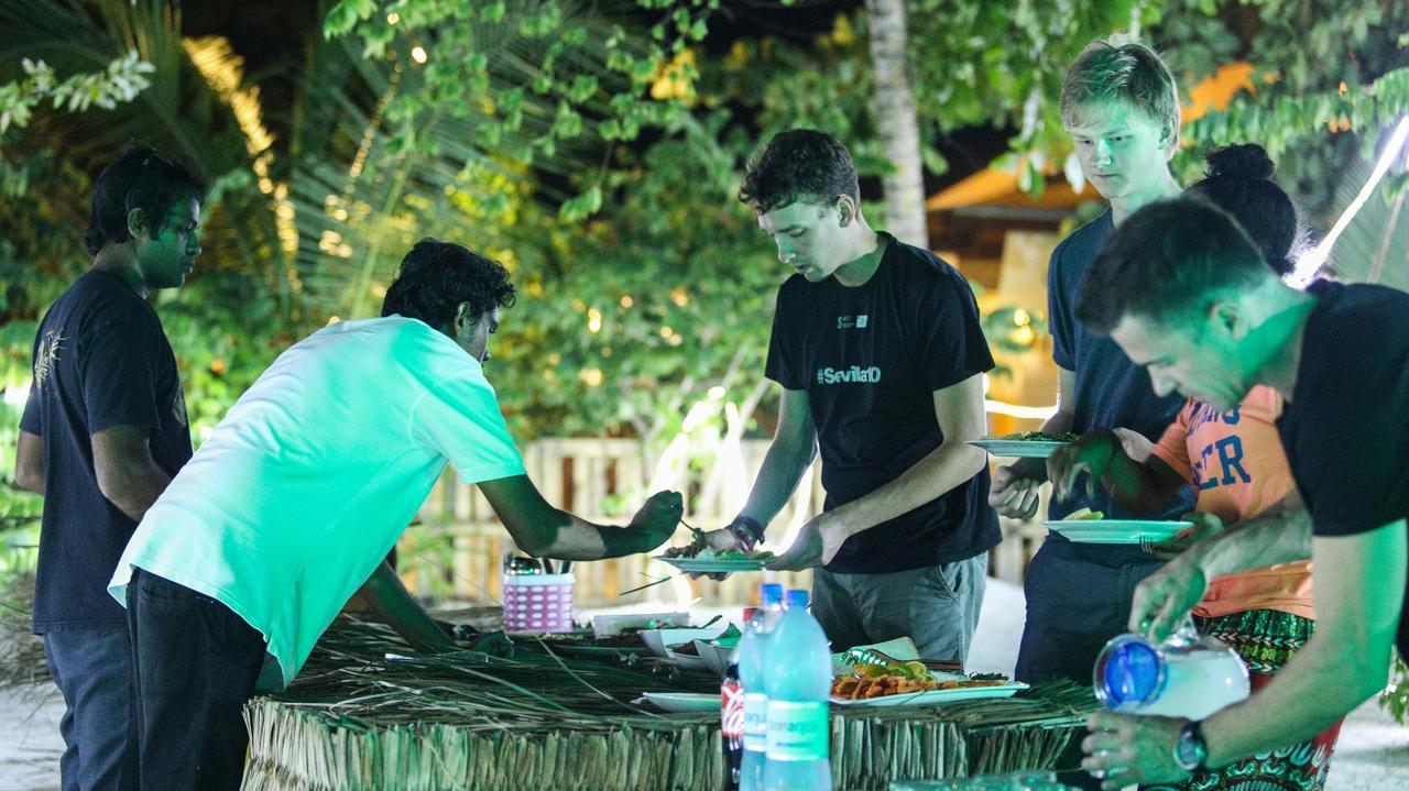 Dhigurah Retreat Beach ภายนอก รูปภาพ